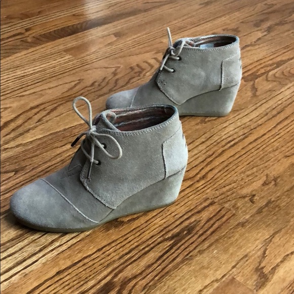 Toms Suede Wedges - Picture 5 of 6